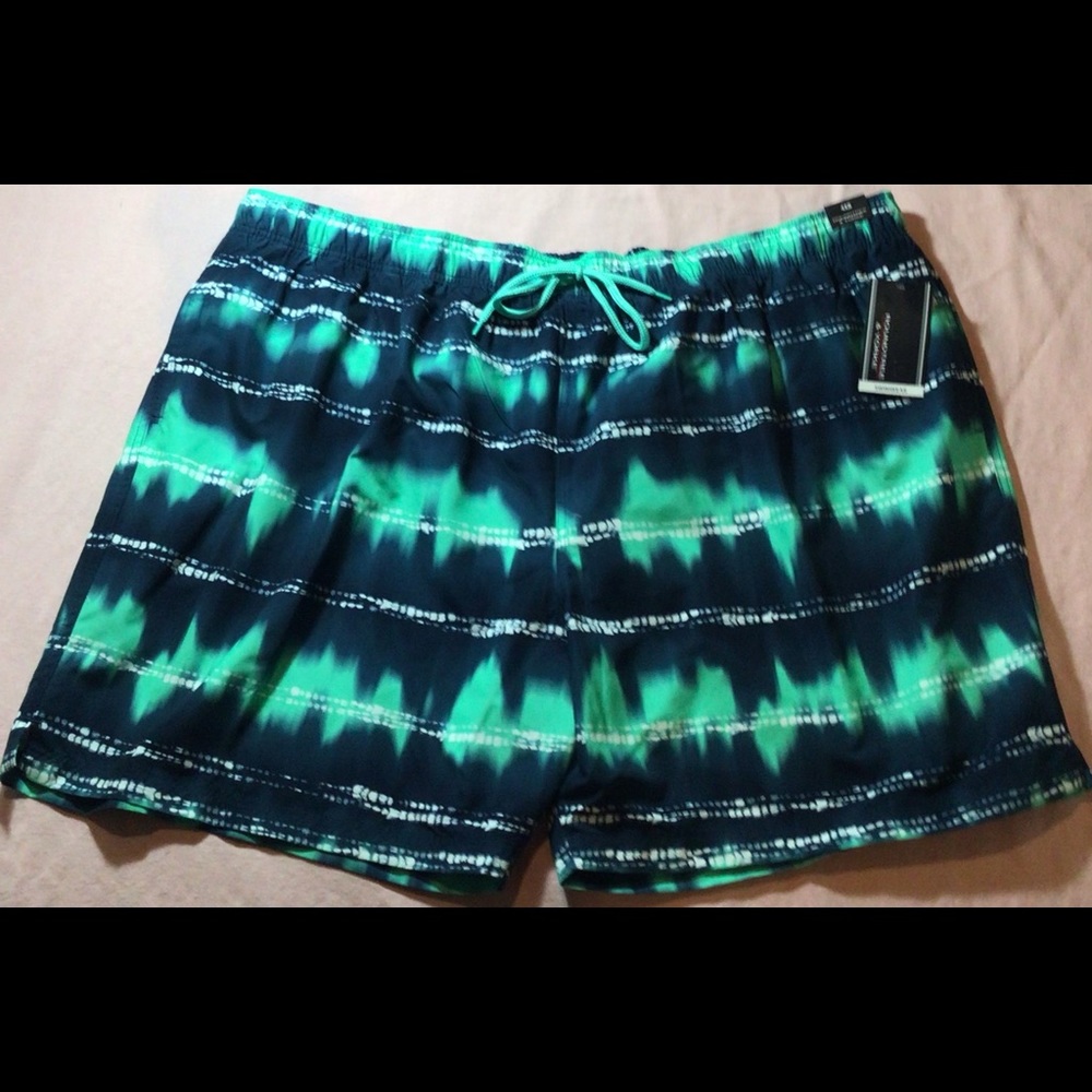 New Roundtree & Yorke swimwear shorts size 4XB